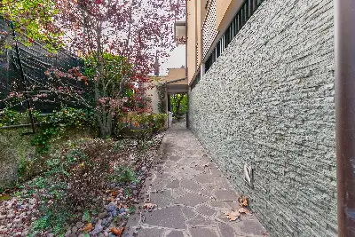 Villa Bifamiliare in vendita, Via Dei Sagredo, Milano
