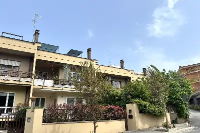 Casa in vendita, Via Sarsina, Roma
