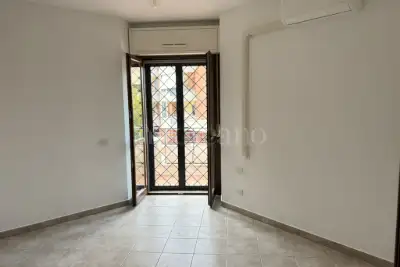 Casa in vendita, Via Roberto Raviola, Roma