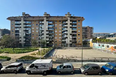 Casa Indipendente in vendita, Via Isonzo, Torino