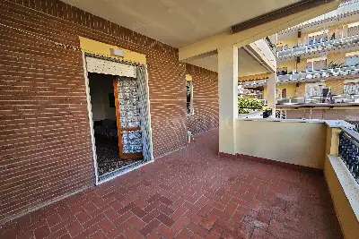 Casa in vendita, Via Colonia, Pomezia