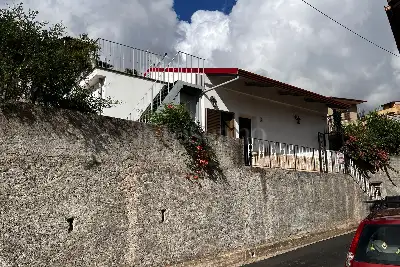 Casa Indipendente in vendita, Via Baraccamento, Calanna