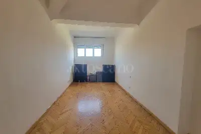 Casa in vendita, Via Carlo Poerio, Milano