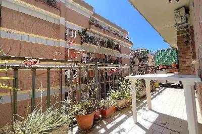 Casa in vendita, Via Felice Poggi, Roma