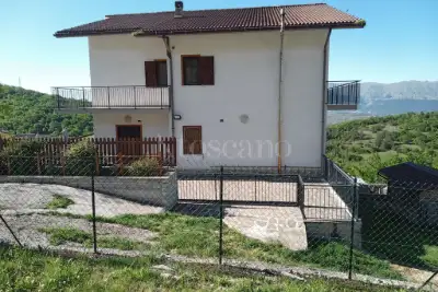 Casa in vendita, Via Quartaro, L'Aquila