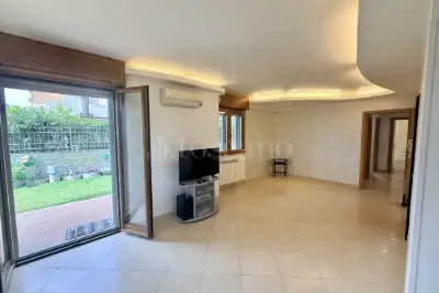 Casa in vendita, Viale della Vittoria, Nettuno