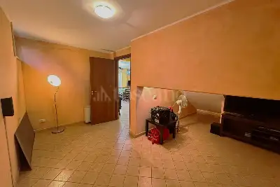 Casa in vendita, Via Roma, Mascalucia