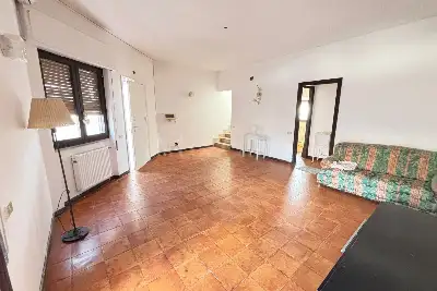 Casa in vendita, via Lisippo, Roma