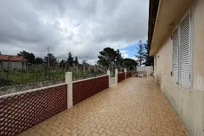Villa in vendita, Via Enna, Pedara