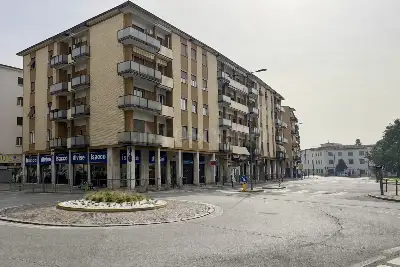 Casa in vendita, Via Cremona, Brescia