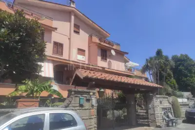 Villa Plurifamiliare in vendita, Via Giovanni Re, Roma