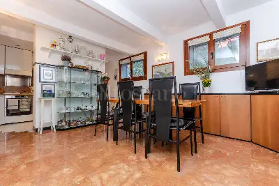Villa in vendita, Via Privata Bitonto, Milano