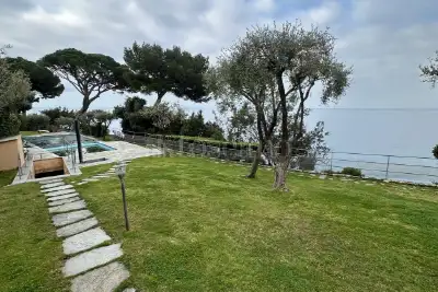 Casa in vendita, Viale alla Stazione, Sori