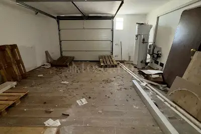 Villino a Schiera in vendita, Via dei Tulipani, Avezzano