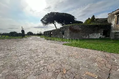 Casale in vendita, Via Torre del Giglio 1644, Latina