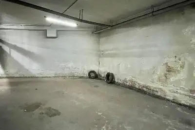 Box in affitto, Via Roma, Atripalda