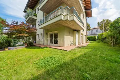 Casa in vendita, Via Dante Alighieri, Desenzano del Garda