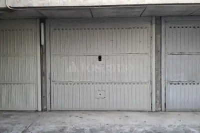 Box in vendita, Piazza Europa, Corsico