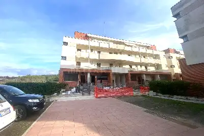 Casa in vendita, Via Alessandro Bausani, Roma