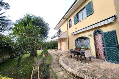 Villa Bifamiliare in vendita, Via Claudio Merulo, Roma