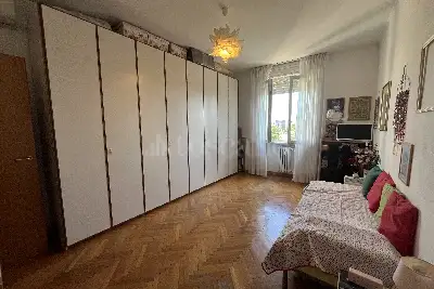 Casa in vendita, Via Giambellino, Milano