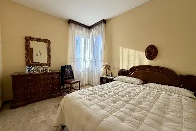 Casa in vendita, Via Lucerna, Milano