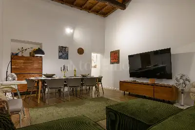 Casa in vendita, Piazza dei Santi Apostoli, Roma
