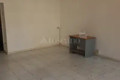 Negozio in vendita, Via Vaglio, Marchirolo