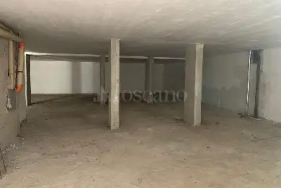 Magazzino in vendita, Via Fratelli Bandiera, Pomezia