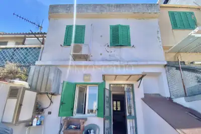Casa Indipendente in vendita, Salita Montepiselli 10, Messina