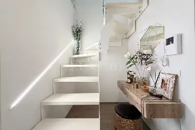 Casa in vendita, Via Senigallia, Milano