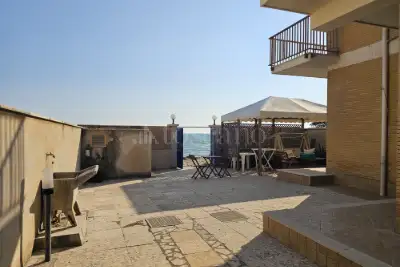 Casa in vendita, Via Lipsia, Pomezia