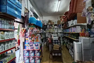 Negozio in vendita, via Nizza, Bari