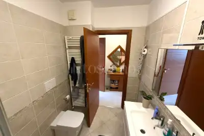 Casa in vendita, Via Pola, Como