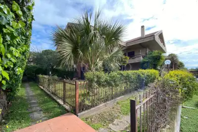 Casa in affitto, Largo Emerico Amari, Sant'Agata li Battiati