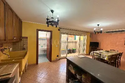 Casa in vendita, Via Roma, Mascalucia