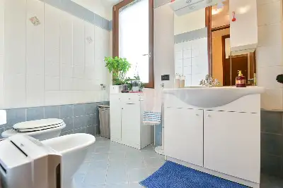 Casa in vendita, Via Milano, Cantù