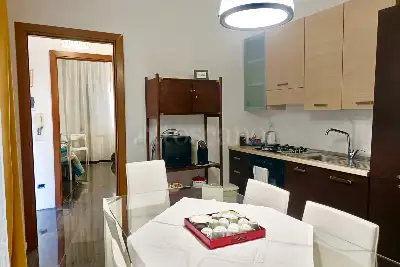 Casa in vendita, Via Ostiense, Roma