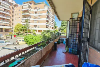 Casa in vendita, Via Apricale, Roma