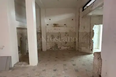 Negozio in vendita, Via Michele Garruba, Bari
