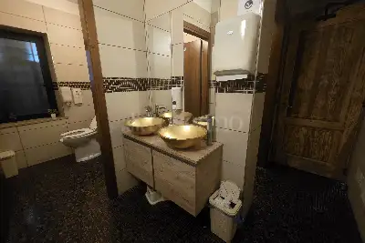 Attività Commerciale in vendita, Via Fracazzole, Verona