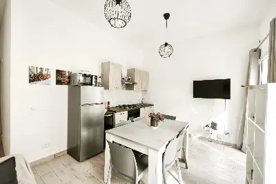 Palazzo in vendita, Via Madonna della Volta, Palermo