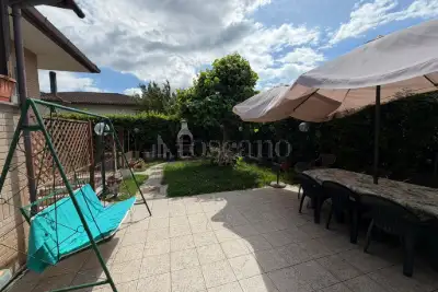 Villa Bifamiliare in vendita, Via Rubiana, Roma