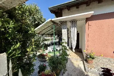 Casa Indipendente in vendita, Via Luigi Pirandello, Montichiari