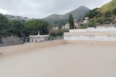 Villino a Schiera in vendita, Via alla Falconara, Palermo