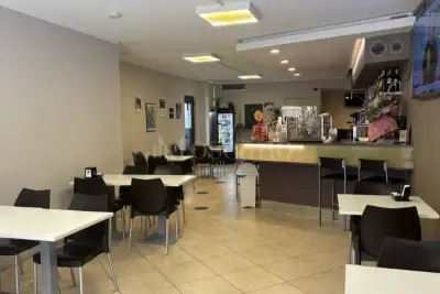 Attività Commerciale in vendita, Via IV Novembre, Borgosatollo