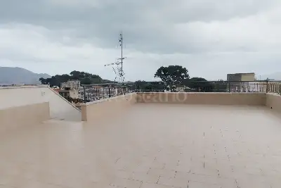 Villino a Schiera in vendita, Via alla Falconara, Palermo