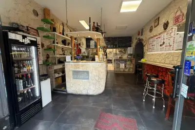 Attività Commerciale in vendita, Via del Ponte alle Mosse, Firenze