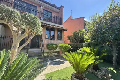 Villa Bifamiliare in vendita, Via Mario Lanza, Roma