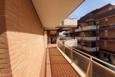 Casa in vendita, Via Gran Bretagna, Pomezia